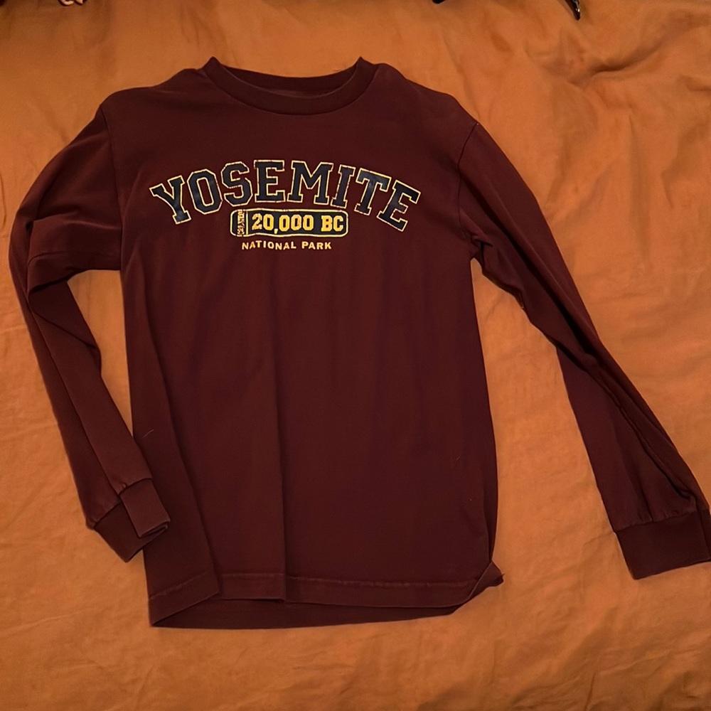 Vintage Yosemite National Park long sleeve tee